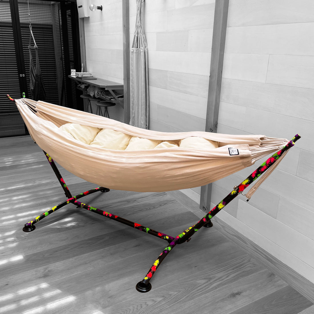 簡単、手軽、省スペース! ハンモックスタンドのススメ。